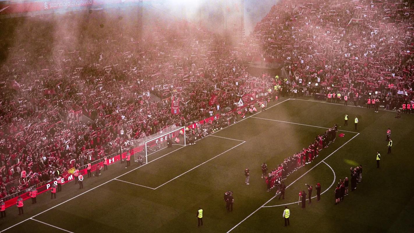 意甲半场：拉比奥世界波，托莫里送点，都灵2-1米兰（意甲半场战报：拉比奥轰世界波，托莫里送点，都灵暂2-1领先米兰）