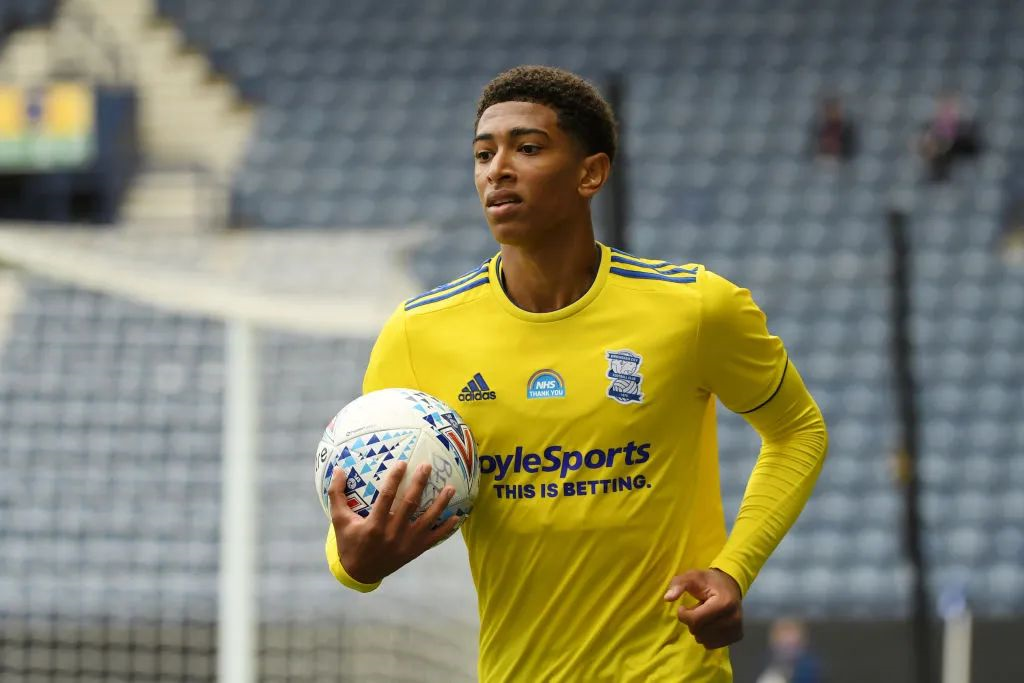 英媒：瓜迪奥拉关注科隆19岁神锋，皇萨仁皆对他展现兴趣（英媒：瓜帅关注科隆19岁锋线新星，皇马巴萨拜仁均有意）