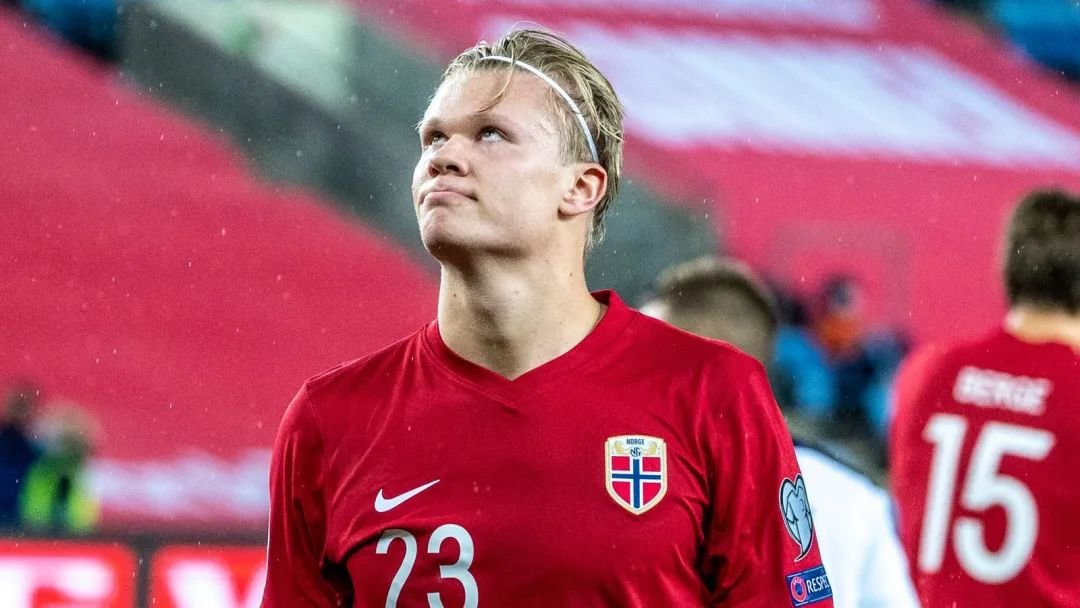 德乙前瞻：沙尔克04和帕德博恩上演榜首大战，双方仅差1分