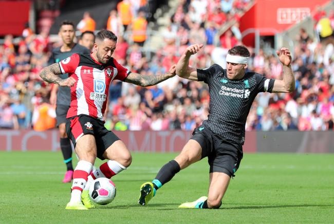 重返伦敦？巴媒：西汉姆联有意签下蒂亚戈·席尔瓦（巴媒：西汉姆有意引进蒂亚戈·席尔瓦，或将重返伦敦）