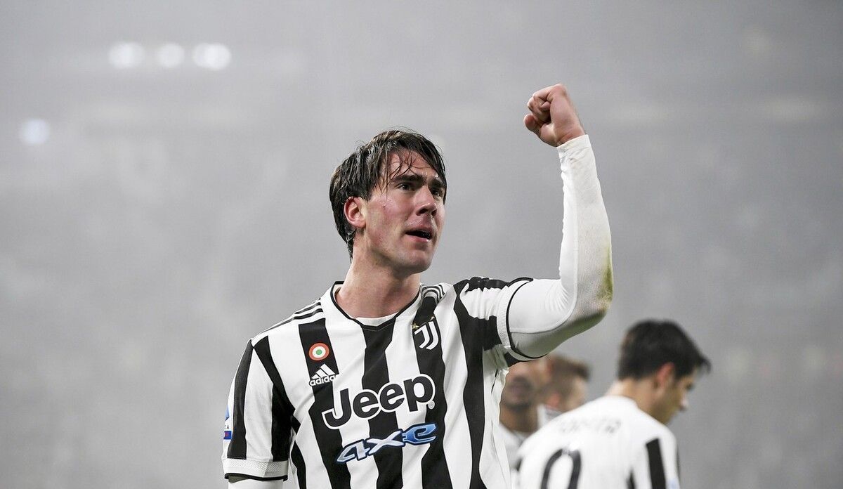 官方：37岁韩国女足前国脚赵昭贤回归韩国加盟水原女足